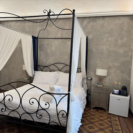 B&B I Mori Катания Екстериор снимка